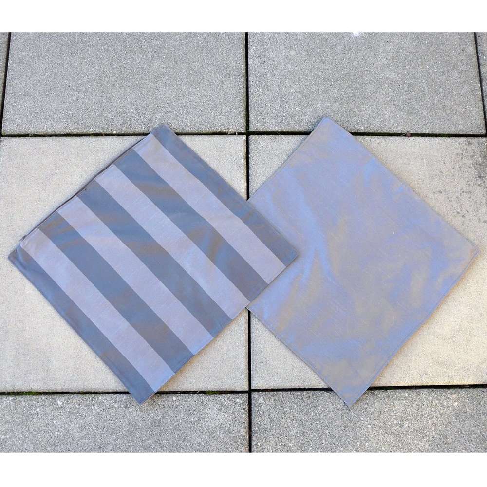🔴 2 IKEA Henrika striped pillow / cushion covers, approx. 18.5" x 19.5", India